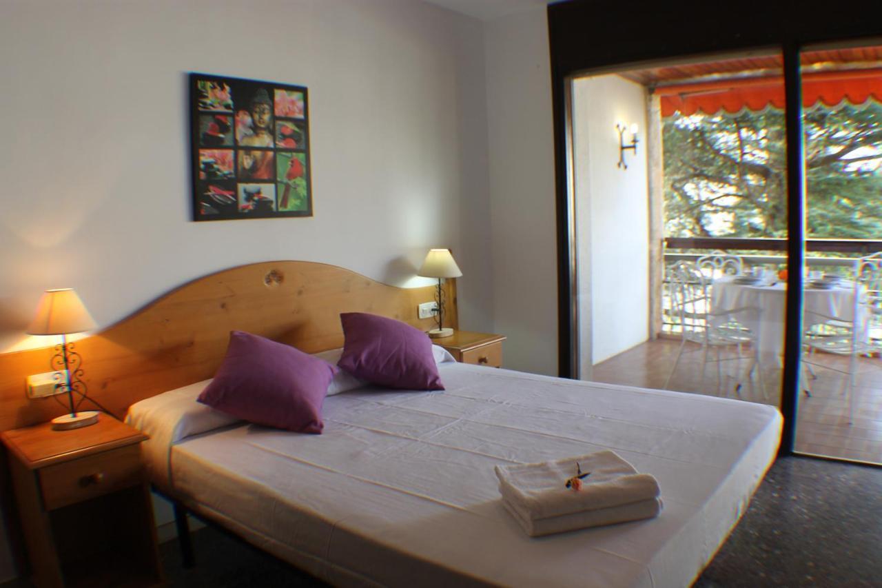 Agi Parramon Apartment Roses